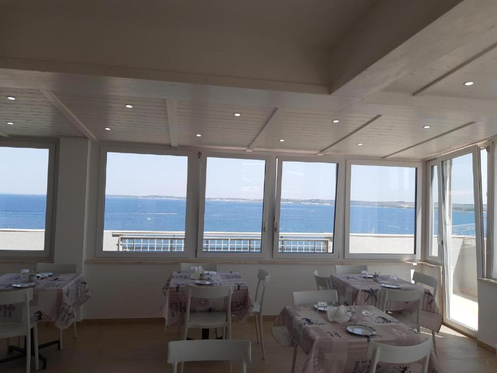 Le Terrazze Sul Mare Gallipoli Centro エクステリア 写真